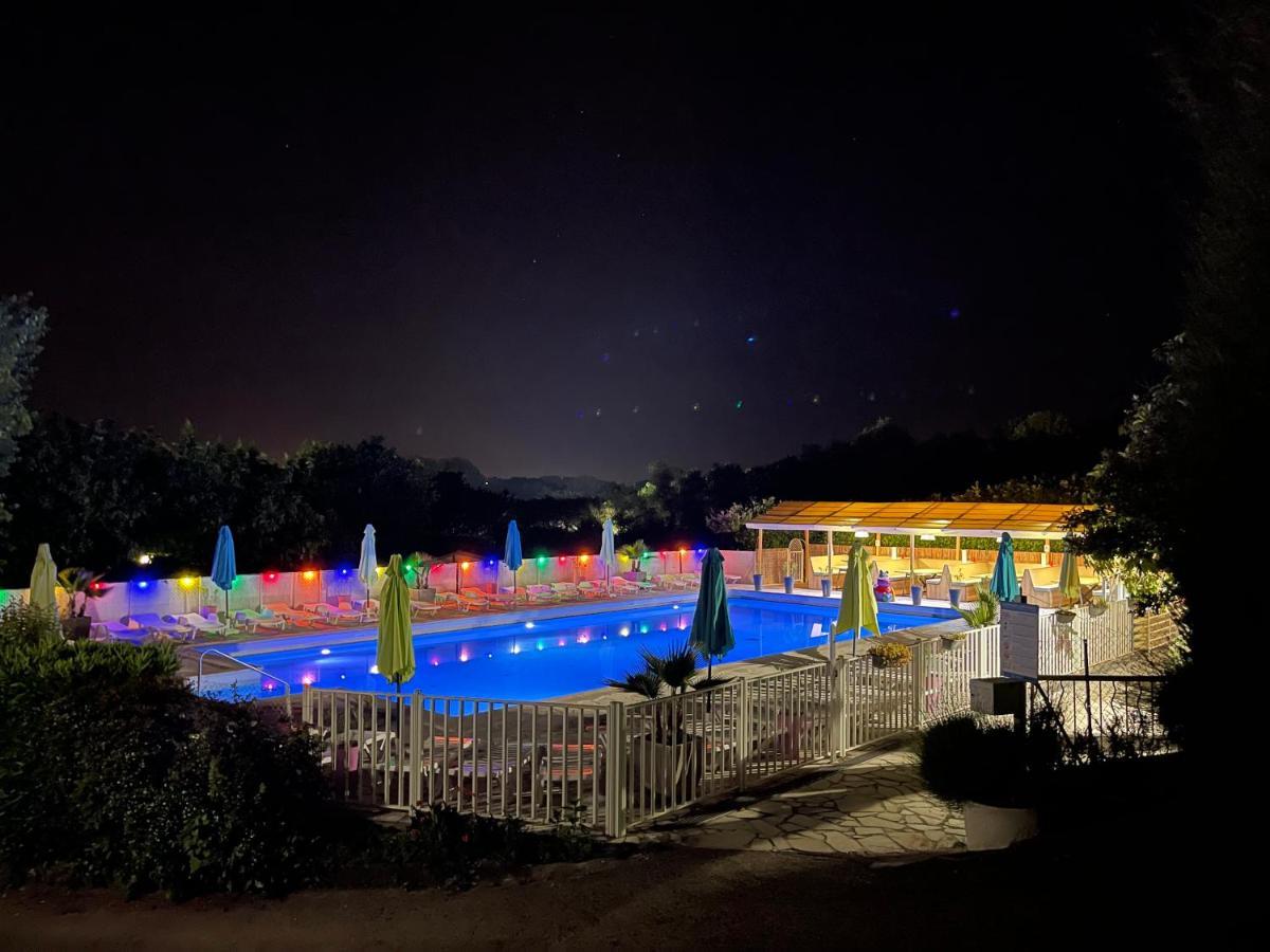 Camping La Paoute 格拉斯 外观 照片